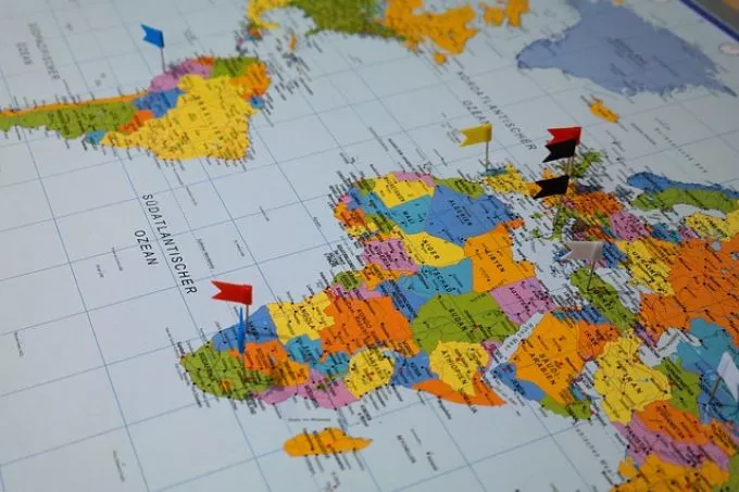 8 őrült jogszabály, melyek miatt bajba kerülhetsz külföldön