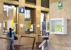 Defibrillátort helyeztek el a győri vasútállomáson