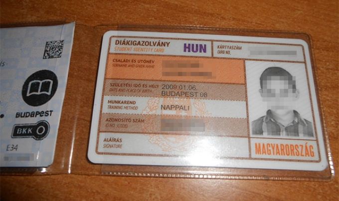 Október 31-én járnak le az előző tanévi diákigazolvány-matricák Október 31-én járnak le az előző tanévi diákigazolvány-matricák
