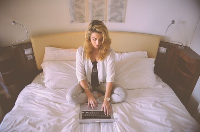 Így válhatsz 10 lépésben idegesítő Facebook anyukává Így válhatsz 10 lépésben idegesítő Facebook anyukává