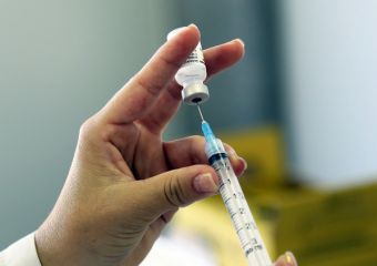 A jövő évtől ingyenes lesz az agyhártyagyulladás elleni védőoltás