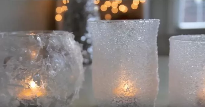 Varázslat! Gyönyörű téli dekoráció házilag: üveggel és sóval