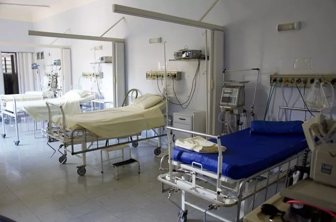 Kanyarójárvány Magyarországon: zárlatot rendeltek el a makói kórházban