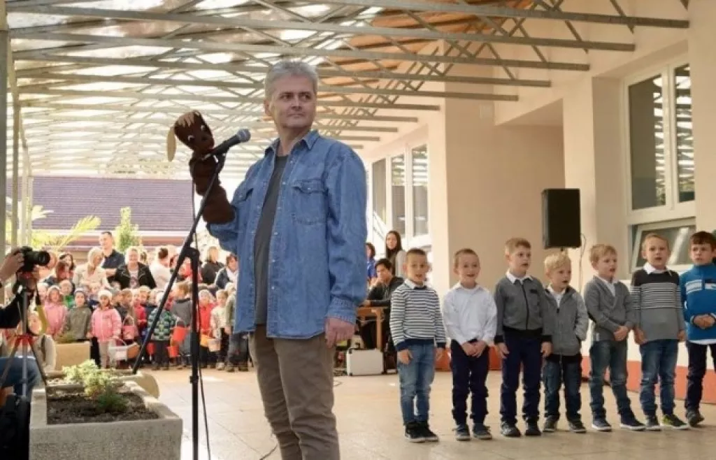 pedagógus
