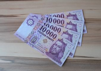 A CSOK mellé felvett kedvezményes hitelből is elengednek egymillió forintot az újabb gyerekek születésekor