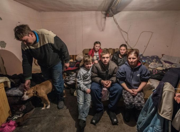 S.O.S. segítség a tűzkárt szenvedett Áchim családnak S.O.S. segítség a tűzkárt szenvedett Áchim családnak