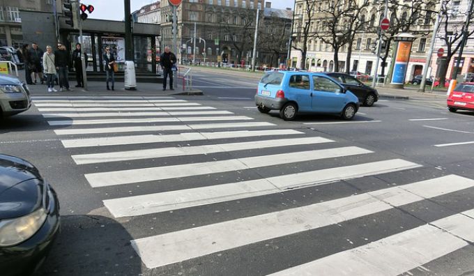 Segítségnyújtás nélkül hajtott el a nagykanizsai nő, aki elütött egy gyermeket és anyját - elfogták Segítségnyújtás nélkül hajtott el a nagykanizsai nő, aki elütött egy gyermeket és anyját - elfogták