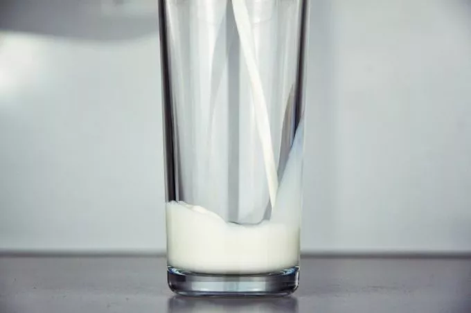 Termékvisszahívás: Ha ilyen tejet vásároltál a Tesco-ban, vidd vissza az üzletbe!