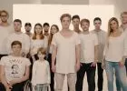 A fiatalok kedvenc sztárjai segítenek - Netes zaklatás elleni programot indít az UNICEF Magyarország