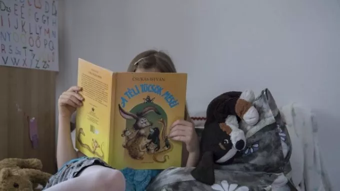 Az Éhezők viadalát vagy Jókait olvassa a gyerek?