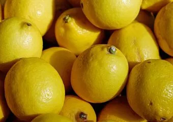 Ne reszeld bele a desszertbe: rákkeltő anyagok a citrom héjában!