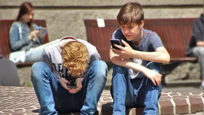 Gyerekek és az okostelefon: rosszabb a helyzet, mint azt gondoljuk