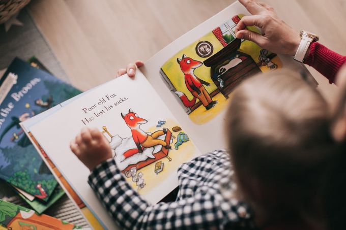Miért jó mesét olvasni a gyerekkel? Miért jó mesét olvasni a gyerekkel?