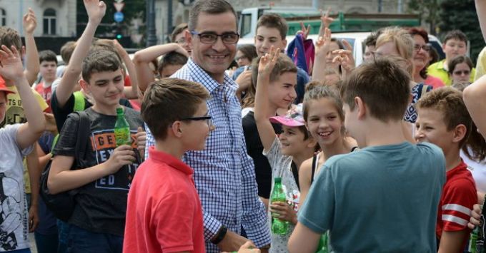 Születésnapi Adománygyűjtés a Heim Pál Gyermekkórháznak Születésnapi Adománygyűjtés a Heim Pál Gyermekkórháznak