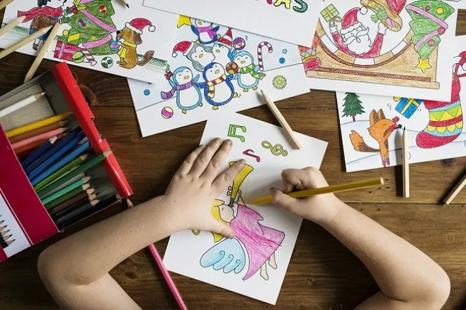 Rajzolj a gyerekkel! - közösségépítő programok országszerte