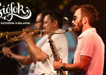 Júliusban Siófokra költözik New Orleans