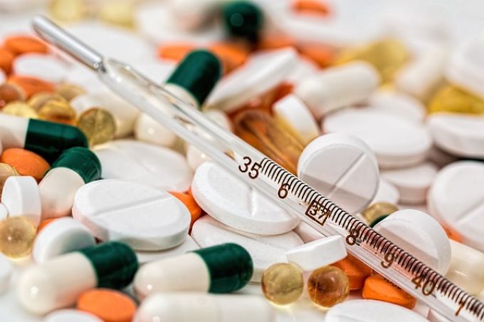 Tényleg májkárosodást okozhat a paracetamol? - A láz- és fájdalomcsillapítók mellékhatásai Tényleg májkárosodást okozhat a paracetamol? - A láz- és fájdalomcsillapítók mellékhatásai