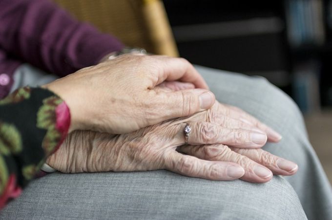 Nem tudnám megtenni az apámmal, hogy beadjam egy idősotthonba Nem tudnám megtenni az apámmal, hogy beadjam egy idősotthonba