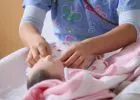 Csecsemőgondozási tippek kezdő szülőknek az októberi Semmelweis Egészség Napon 