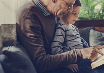 A jó nagyszülő-unoka viszony 8 áldásos hatása