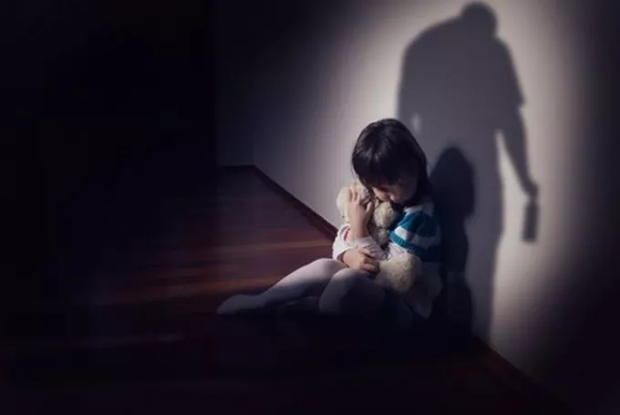 Gyerekkor a bántalmazás árnyékában