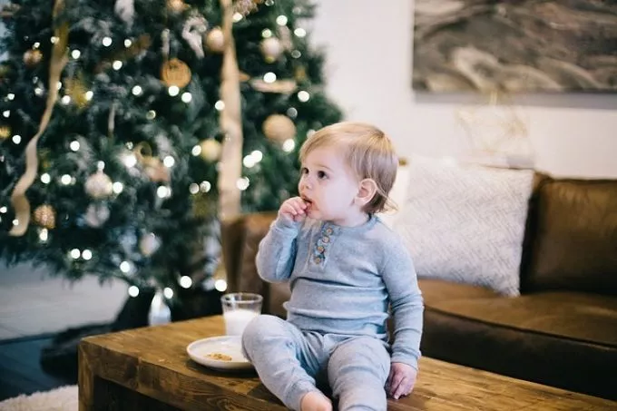 Így teheted a karácsonyfát baba- és kisgyerekbaráttá