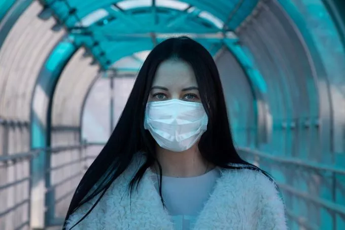Így viseld a maszkot helyesen! - videón mutatja meg a Magyar Vöröskereszt