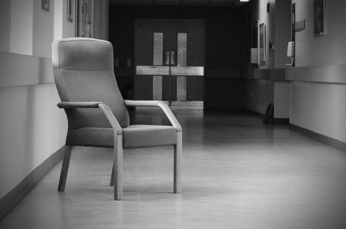 Kórházi patthelyzet: senki se felelős, a családok tízezreket fizethetnek a végén Kórházi patthelyzet: senki se felelős, a családok tízezreket fizethetnek a végén