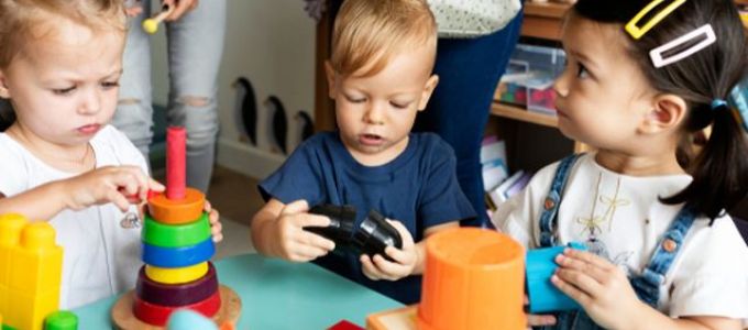 Teljesen megosztott az ország: vigyük, ne vigyük, minek vigyük már a gyerekeket nyárra az oviba, bölcsibe? Teljesen megosztott az ország: vigyük, ne vigyük, minek vigyük már a gyerekeket nyárra az oviba, bölcsibe?