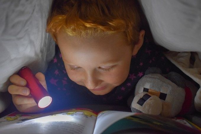 8 fejlesztő játékötlet, hogy később könnyebben menjen az írás-olvasás tanulása 8 fejlesztő játékötlet, hogy később könnyebben menjen az írás-olvasás tanulása
