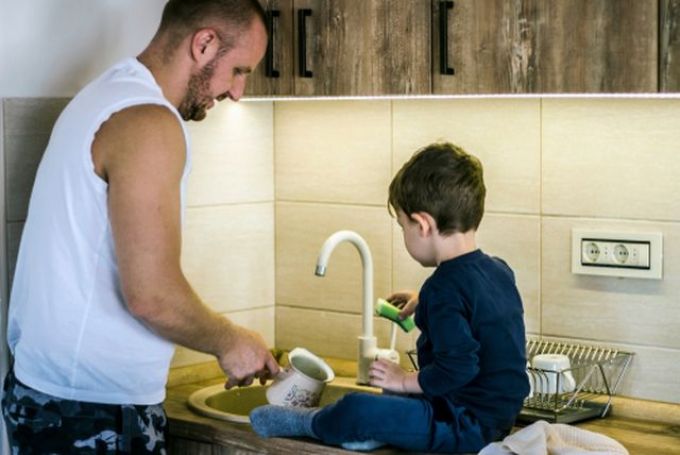 Hogyan fejleszti gyermekedet a házimunka? Hogyan fejleszti gyermekedet a házimunka?