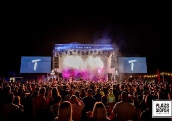 Végre éjszaka is rúgjuk a homokot, sőt jövő héten már koncert is lesz a Plázs színpadán