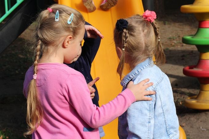 Ha ez a 14 dolog jellemzi a gyerekedet, akkor erős empatikus képességgel rendelkezik Ha ez a 14 dolog jellemzi a gyerekedet, akkor erős empatikus képességgel rendelkezik