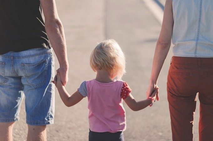 Hogyan legyél jó szülő? 7 tudományos módszer a gyerekneveléshez Hogyan legyél jó szülő? 7 tudományos módszer a gyerekneveléshez