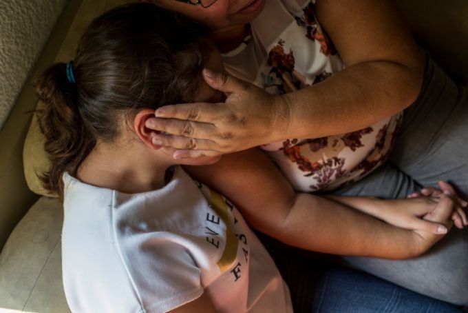 Gyermekvédelmi kisokost adott ki az UNICEF Magyarország a bántalmazás ellen