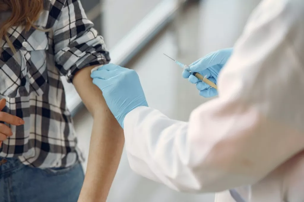 Kérjünk influenza ellen oltást a gyerekeknek vagy ne? Hét kérdésre, az orvos válaszol...