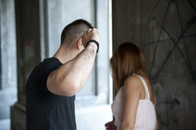 A bántalmazó kapcsolatból való kilépés öt pillére A bántalmazó kapcsolatból való kilépés öt pillére