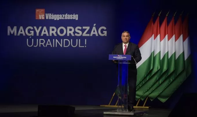 Orbán: a gyereket nevelő szülők kapják vissza az idén befizetett szja-t