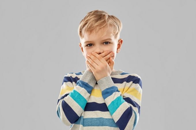 Mi áll a gyerekkori szájszag hátterében? – Súlyos betegségeket is jelezhet! Mi áll a gyerekkori szájszag hátterében? – Súlyos betegségeket is jelezhet!