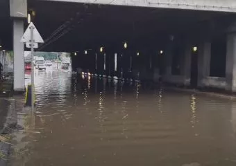 Víz alá került Budapest is - megdöbbentő képek és videók