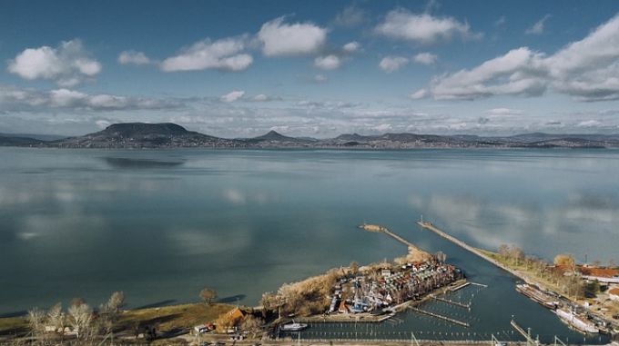 Kamasz testvérpár fulladt a Balatonba a hétvégén Kamasz testvérpár fulladt a Balatonba a hétvégén