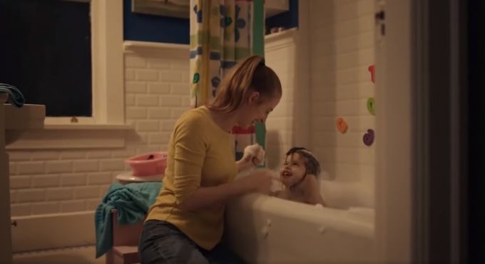 ”Eljön az a nap, amikor utoljára tartod őket a csípődön” – megható videó ”Eljön az a nap, amikor utoljára tartod őket a csípődön” – megható videó