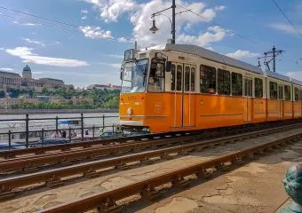 Ingyenes lesz a 14 év alattiak számára a tömegközlekedés Budapesten