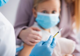 Engedélyezi az Európai Gyógyszerügynökség az 5-11 éves korosztály beoltását