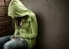A szülők egyik legnagyobb félelme: mit tehetünk azért, hogy gyermekünk ne váljon drogfüggővé?