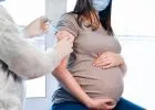 A várandós nők koronavírus elleni oltása a babát is védi egy új kutatás szerint