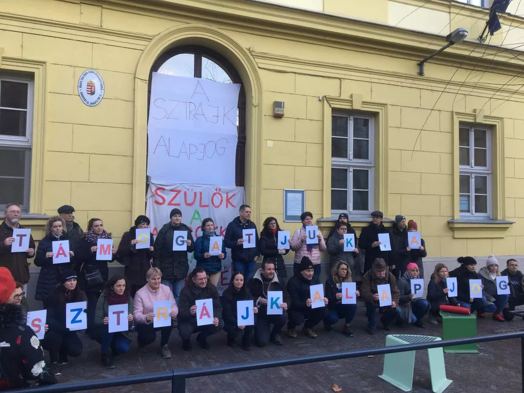 bakáts téri ének-zenei általános iskola szülők