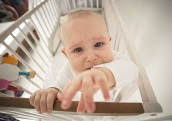 A "sírni hagyás" hatásai a babára - súlyos személyiségzavarokat alapozhat meg