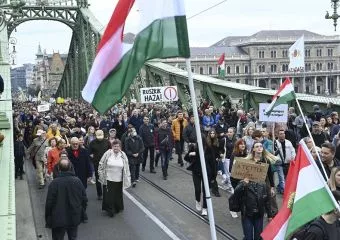 Szolidaritási tüntetést tartottak a tanárokért Budapesten