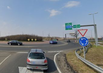 Imádkozott, hogy kibírja a kórházig - a körforgalomban született meg Áron 